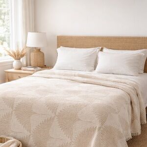 Modern Luxury Flock Bedspread Muslin 100% Cotton Woven Never Printed Quilted Tan